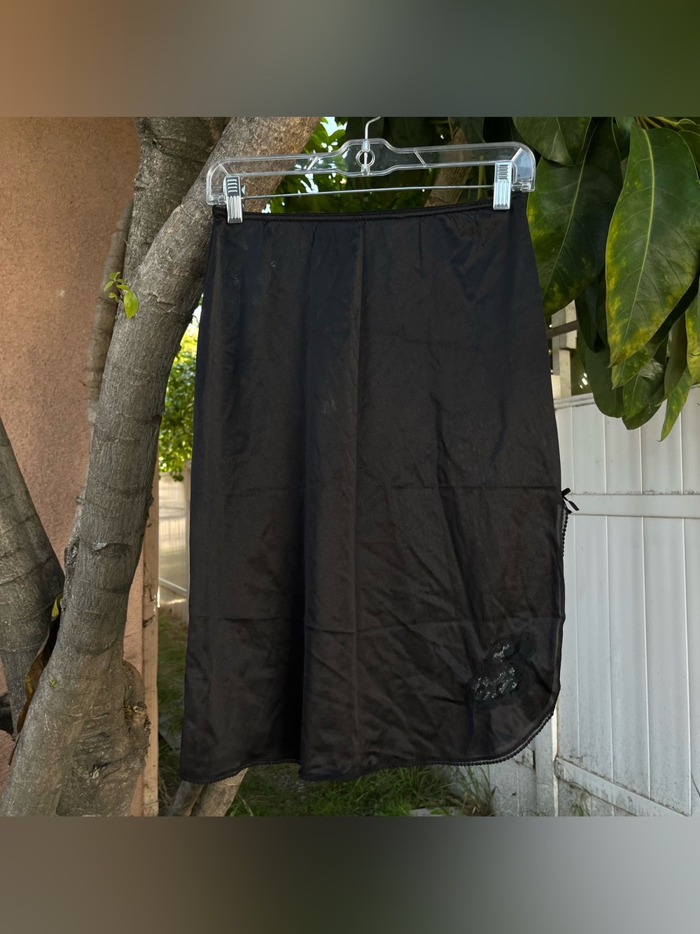 Vintage Maidenform Black Skirt Slip with Lace Detail